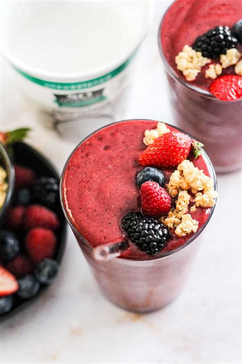 Berry Coconut Water Smoothie — Grateful Grazer My Meals Are On Wheels