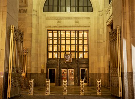 Restaurant Review: Eleven Madison Park in Midtown South - The New York