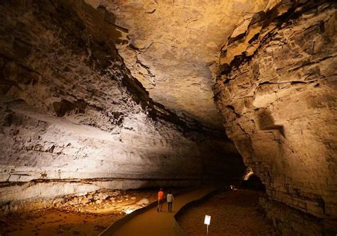 Mammoth Cave The National Park With The Longest Cave In The World Full