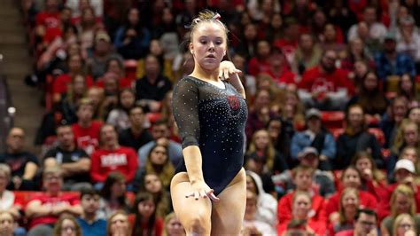 Perfect On Beam Highlights Maile O Keefe S All Around Title In Ncaa Championships