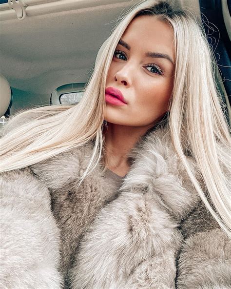 Denisa K On Instagram “1 1 2020 🤍🤞🏼 Wish” Fur Fashion Fur Coats Women Fur Coat Fashion