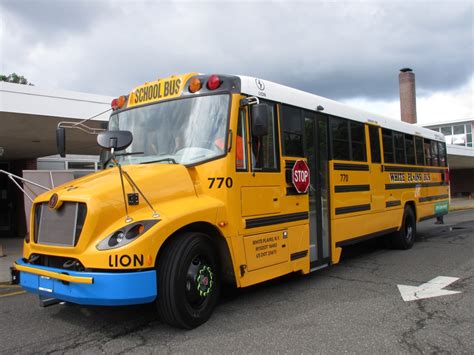 Electric School Bus Fleet In Ny State Lion Electric Buses Will Be Used