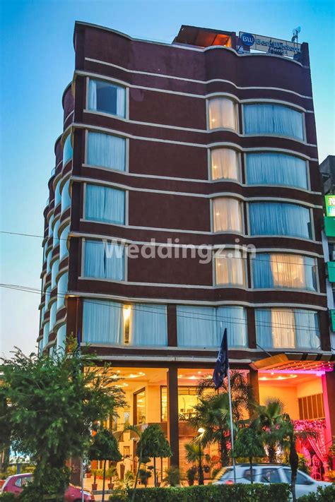 Best western hotel causeway bay is being appointed by one of the designated hotels for persons under compulsory quarantine scheme. Best Western Merrion Ranjit Avenue, Amritsar | Banquet ...