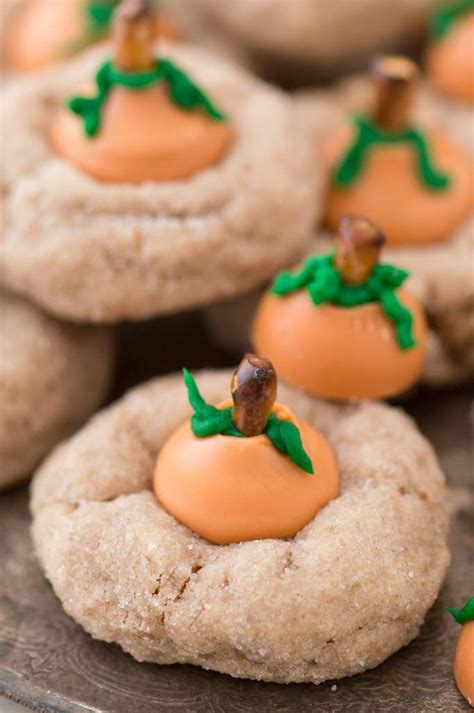 30 Best Thanksgiving Cookies To Feel The Festive Joy On Turkey Day