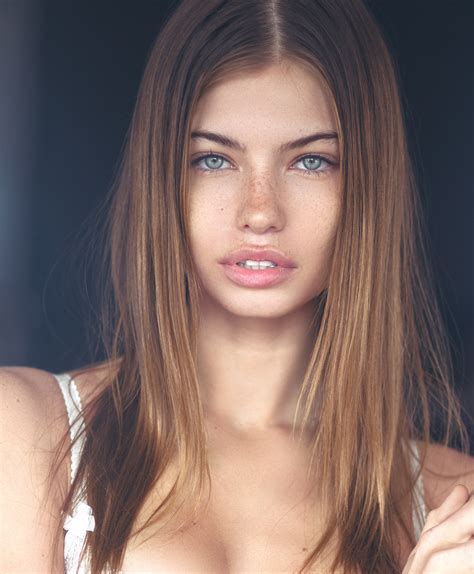 kate li brunette women caucasian freckles model face juicy lips looking at viewer long