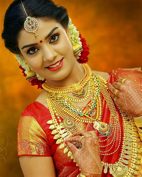 Pin By Nikhil On Indian Brides Kerala Wedding Photography Indian