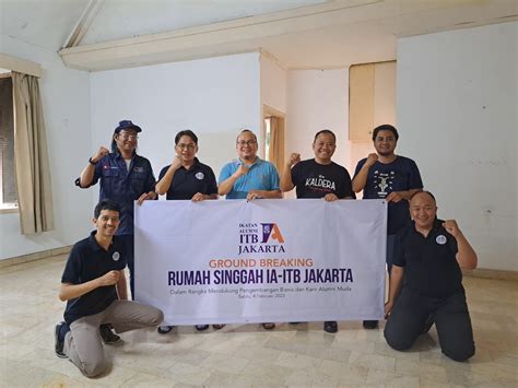 Kantor Kealumnian Groundbreaking Ia Itb Jakarta Hostel Rumah Singgah