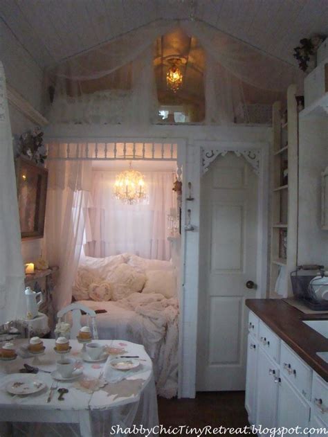 Fairytale Cottage Decorated In Shabby Chic Style Shabby Chic Mode