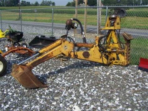 43 International 3pt Backhoe Attachment For Tractors