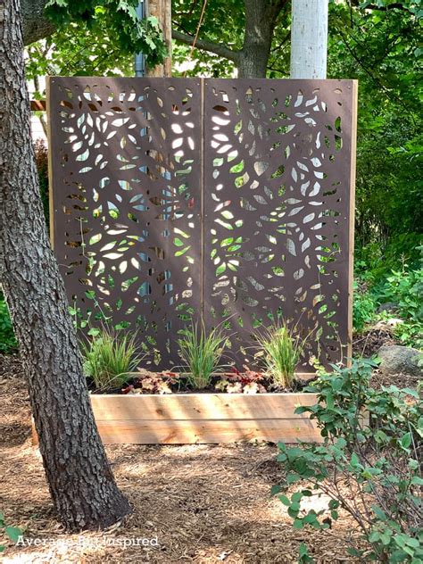 Freestanding Diy Outdoor Privacy Screen Average But Inspired