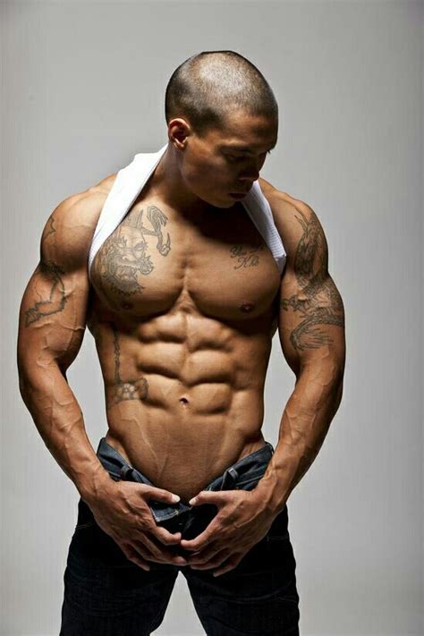 Top 10 Best Looking Male Fitness Models Topteny Magazine