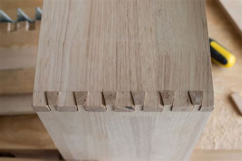 Cutting Dovetail Joint 9 Steps For Making Dovetail Joints In An Easy