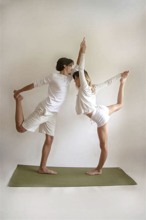 This yoga pose for 2 improves balance, stretches the. 10 Perfect Poses for Partner Yoga - FitBodyHQ