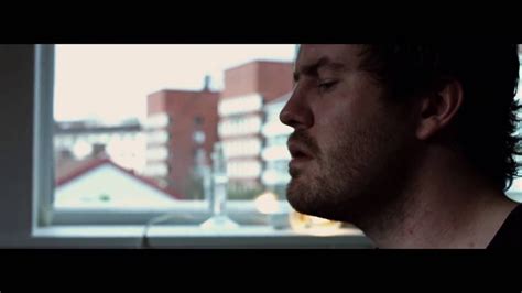 Det er seerne som har stemt frem vinneren. Knut Marius - Satisfy You Official Music Video HD - YouTube