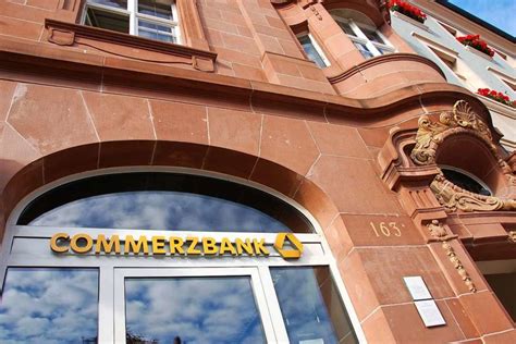 7 und 22 uhr und am wochenende zw. Die Commerzbank Lörrach steigert ihr Geschäftsvolumen ...