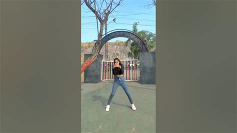 Pehli Baar Dil Ye Bekarar Hua Hai Viral Girls Dance Video 246 Youtube
