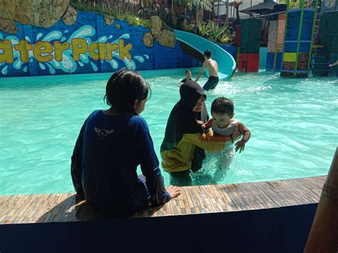 LA WATERPARK Harga Tiket & Ragam Wahana - Juli 2024