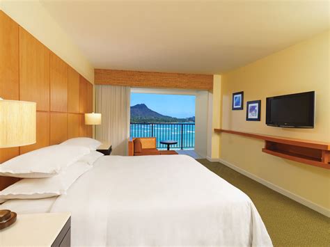 Sheraton-Waikiki-Oceanfront-Room | Hawaii resorts, Sheraton waikiki