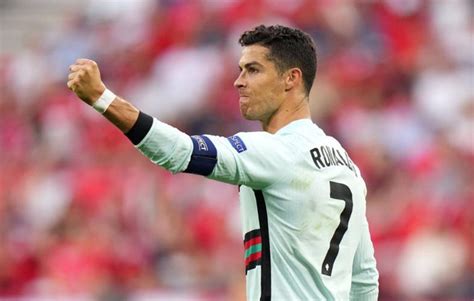Learn how to watch hungary vs portugal 15 june 2021 stream online, see match results and teams h2h stats at scores24.live! 4 Rekor Ronaldo Usai Portugal Vs Hungaria, Nomor 3 Milik ...