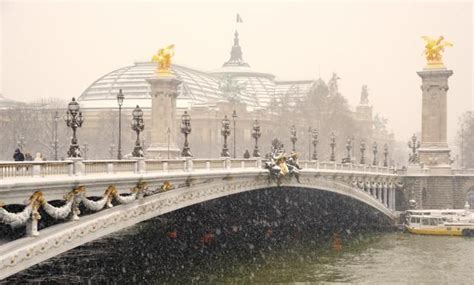 Planning A Trip To Paris In December Read This Guide For Average