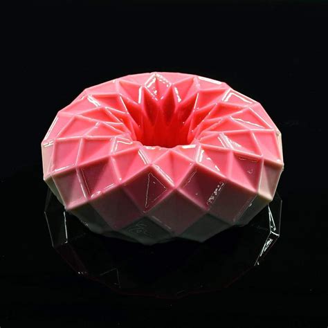 Pastry Designer Creates Abstract Art Cakes Will Show You How