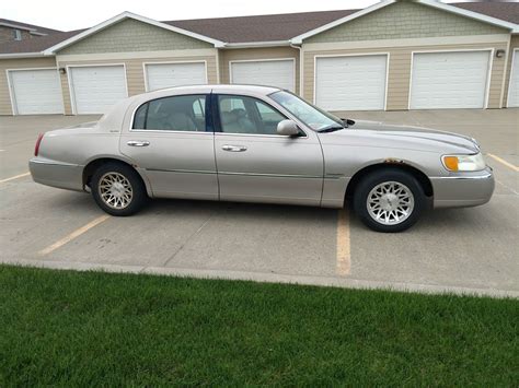 Lincoln Town Car 1999 Parts