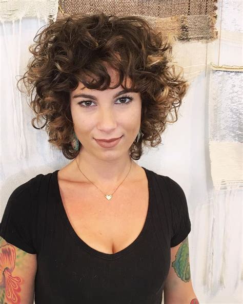 Your curls are big and loose. Image result for 2c/3a short hair | Short curly hair, Crazy curly hair, Curly hair tips