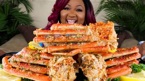 Giant Snow Crab Legs Seafood Boil Mukbang 먹방쇼 シーフード Youtube