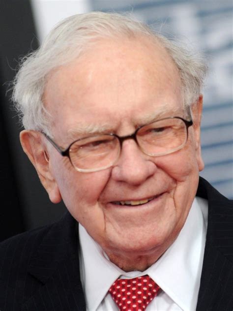 Warren buffett demonstrated keen business abilities at a young age. Warren Buffett Success Story Starts from His School?