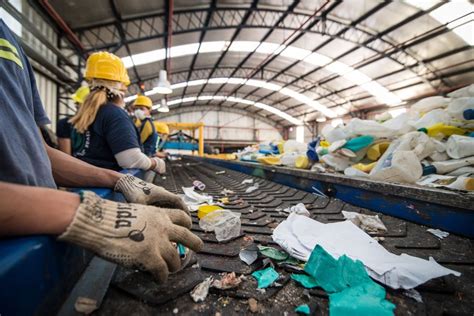 Cómo Funciona Por Dentro La Enorme Planta En La Que Se Recicla El 40