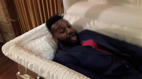 Dead Man Wakes Up At Funeral Woooow Youtube