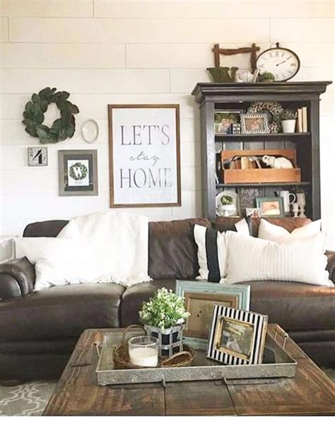 29 Cozy Farmhouse Living Room Ideas For Every Decorating Budget Farm
