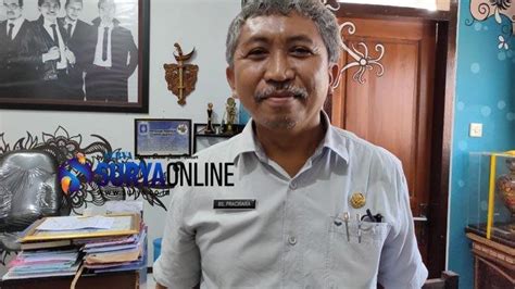 Untuk sekolah menengah kejuruan, kota surabaya mempunyai 10 smk negeri. Kasek SMKN 12 Surabaya Beri Pendampingan Terapi ke Teman ...