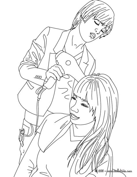 The coloring pages hairstyles contain interesting images and will help the young lady to feel like a hairdresser. Hairstyle coloring pages - Hellokids.com