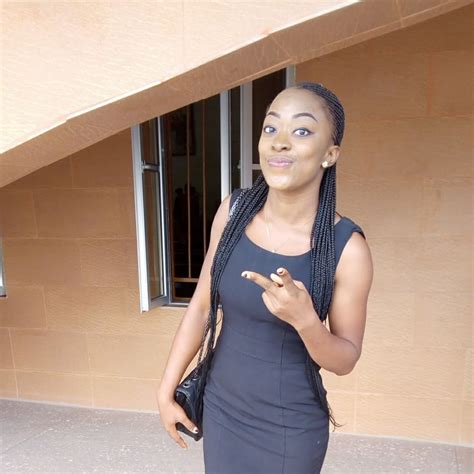 Meet The Nigerian Girl With Magic Fingers Kuulpeeps Ghana Campus