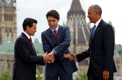 Heres The Worlds Most Awkward Three Way Handshake