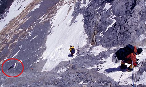 Mount everest has claimed the lives of over 200 known mountain climbers. Over 200 Dead Bodies on Mount Everest: Over 200 Dead ...