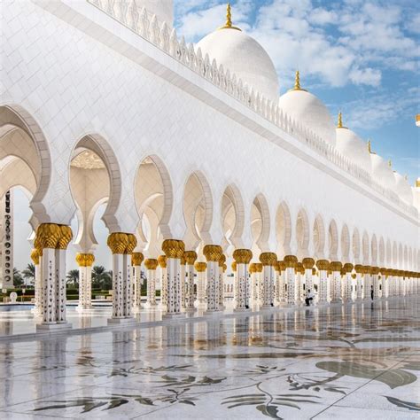 Der reiseblog mit reisetipps & abenteuer für deutschland, europa & fernreisen. Bilder-Gallerie Scheich Zayed Moschee