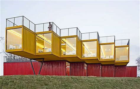 The Influence Of Temporary Structures On Architectural Design The