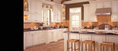 Modern kitchen cabinets by mira cucina™. American Woodmark Savannah - double cabinets and open ...