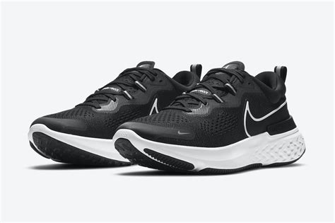 Nike React Miler 2 Releasing In Black And White Sneakers Cartel