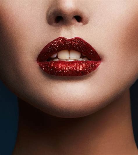 Get Sparkly Glamorous Lips With The Best Glitter Lipsticks Of