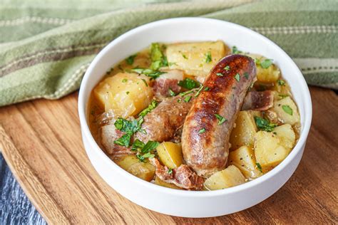 Dublin Coddle Irish Sausage And Potato Stew Taras Multicultural Table