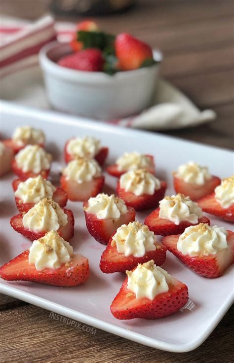 Transfer nutella into a ziplock bag or piping bag. Deviled Strawberries | Recipe in 2020 | Desserts ...