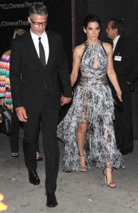 Sandra Bullock Goes Public With New Boyfriend Gistlife