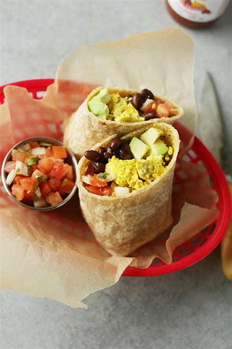 5 vegan breakfasts packed with complete protein (and other nutrients you might be missing). Protein packed vegan breakfast burrito - Nutritional Foodie