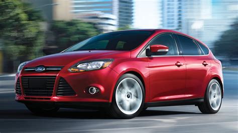 Car.com has a examples of both exterior paint colors and interior trim colors for the 2014 ford focus s sedan. 2014 Ford Focus Review - Top Speed