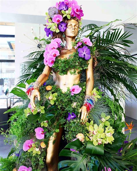 Instagram Photo By Neeva Jay • May 26 2016 At 508pm Utc Floral Display Award Display