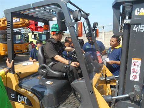 Ikatan operator truck mixer indonesia. Dokumentasi Pelatihan K3 PT.Global Safety: Public Training Pelatihan K3 Operator Forklift ...