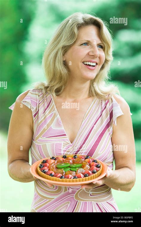 Woman Blueberry Eyes Hi Res Stock Photography And Images Alamy